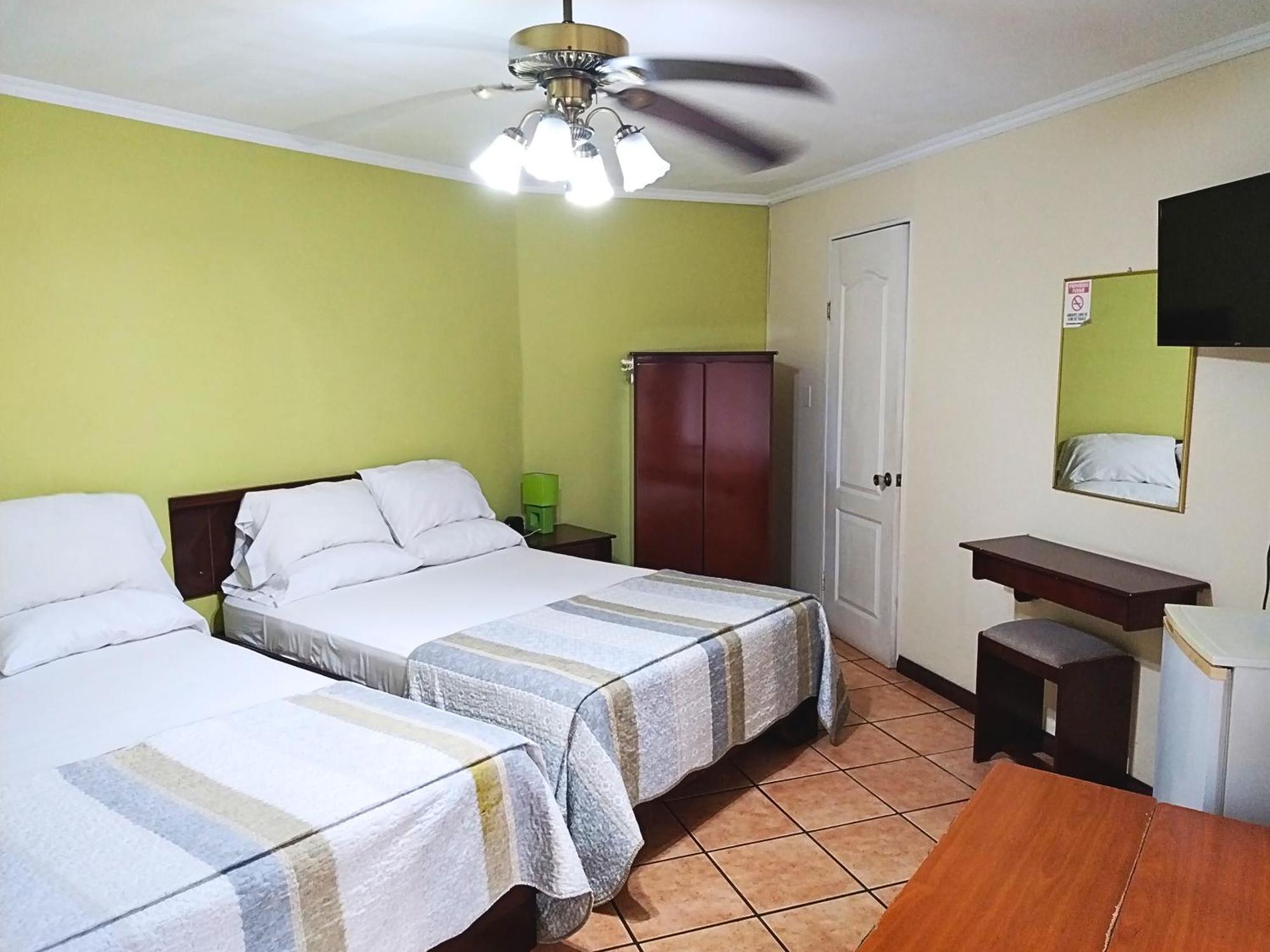 Hotel Puerta Del Sol - San Jose Airport Εξωτερικό φωτογραφία